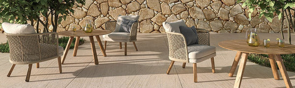 Gartenmöbel mit einem dekorativen Rattan Geflecht